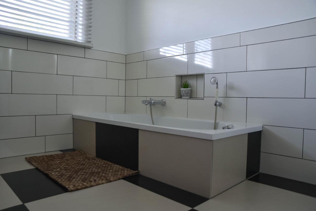 Spacious Comfort Villa Vera With Hottub Зеволде Экстерьер фото